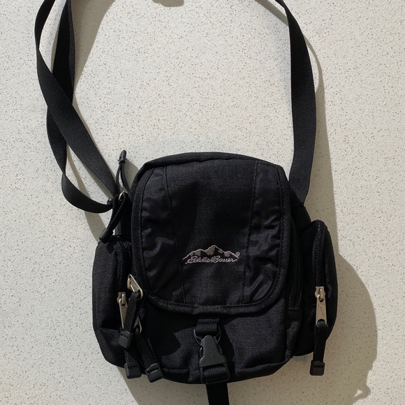 New Hiking and Outdoor bag, camping and camera side shoulder bag unisex - Picture 1 of 13